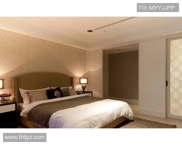 走进足球星温馨卧室揭秘他如何在休憩空间中延续绿茵激情